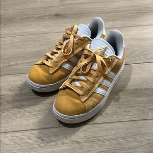 Adidas Campus Sneakers women’s size 7